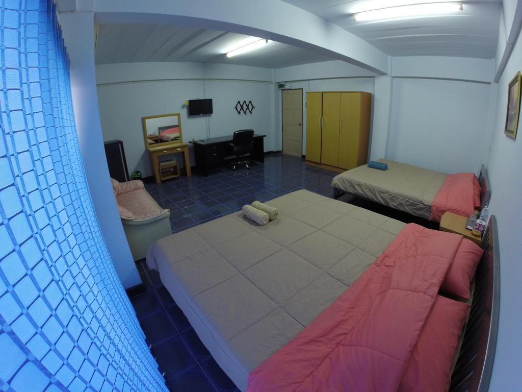 ホテル アース マンション サイ 5 Sampran エクステリア 写真